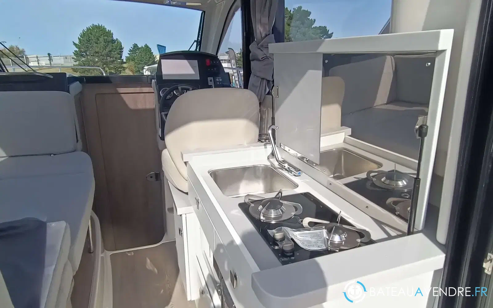 slider 6 Quicksilver Activ 905 Weekend