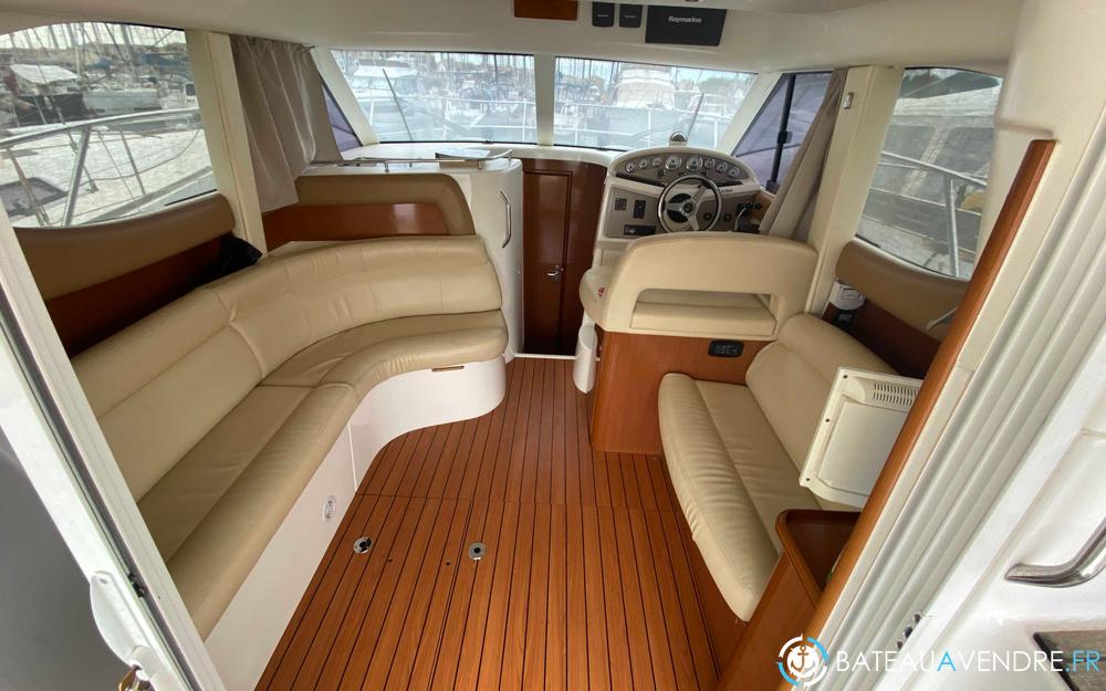 Jeanneau Prestige 32 Fly photo 3