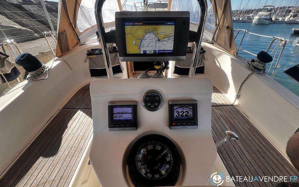 Bavaria 36 Cruiser electronique / cockpit photo 3