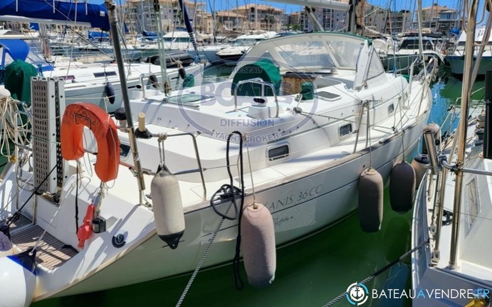 Beneteau Oceanis 36 CC photo 2