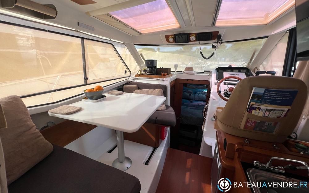 Jeanneau Merry Fisher 855 interieur photo de présentation