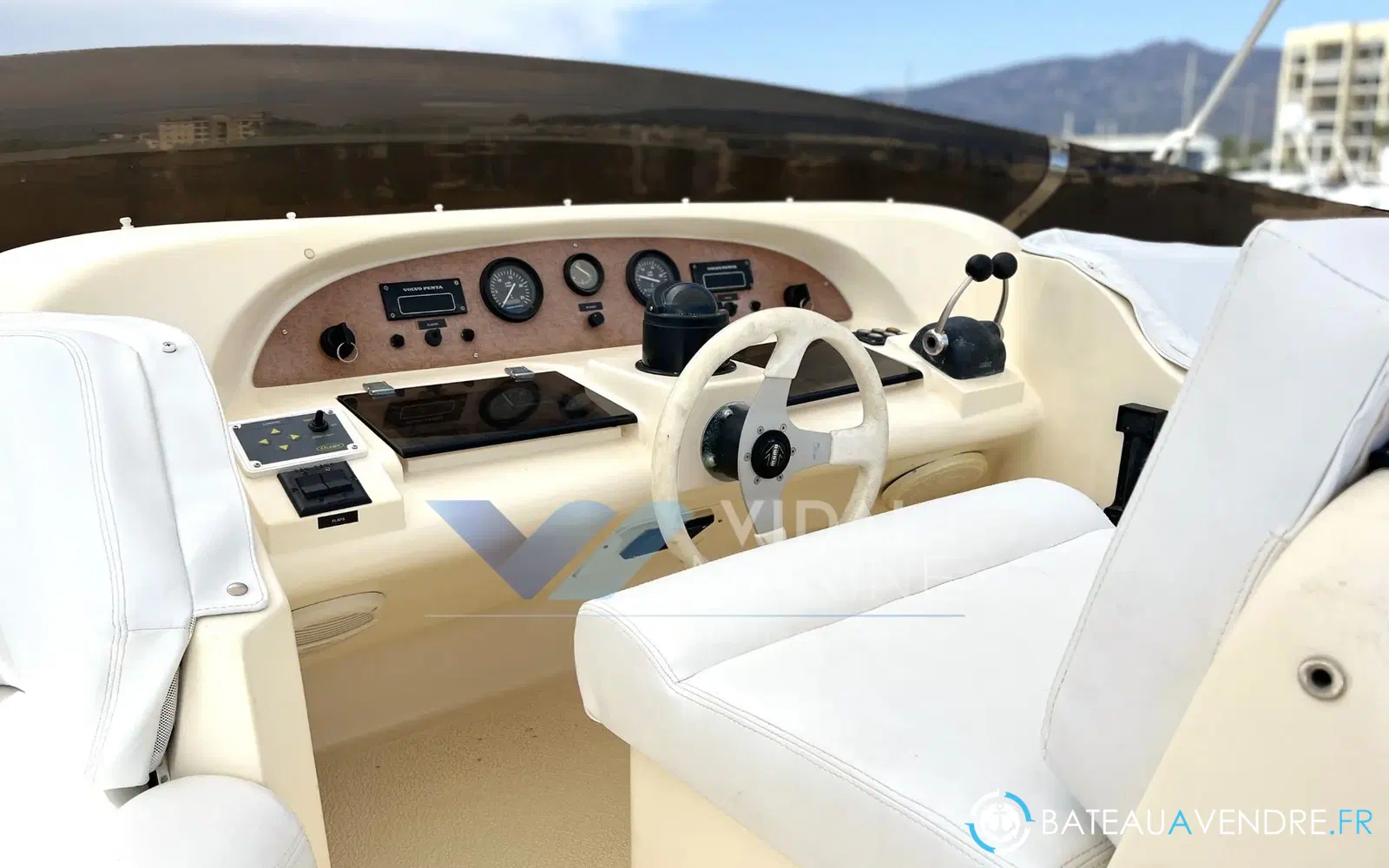 slider 13 Astondoa 52