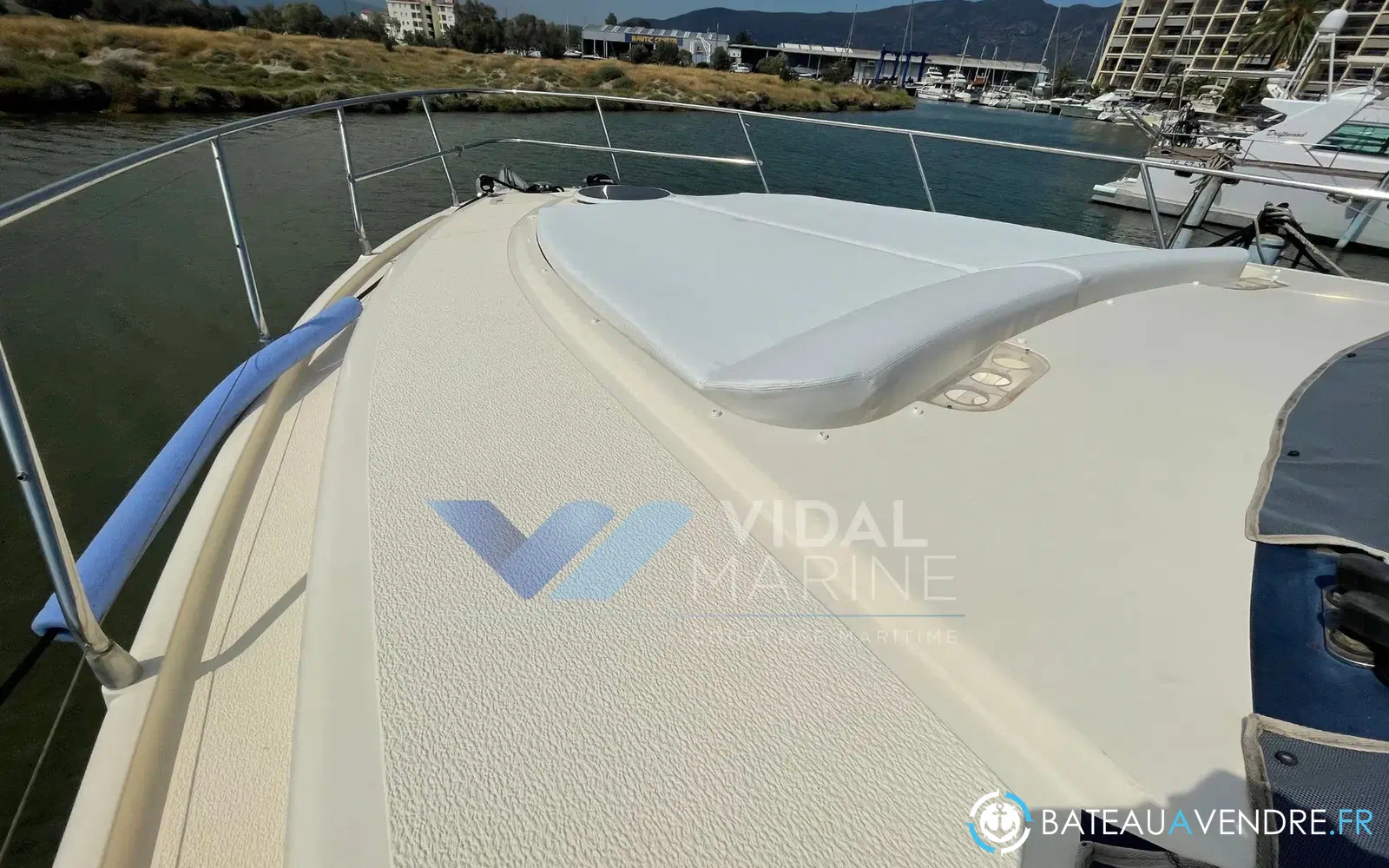 slider 15 Astondoa 52