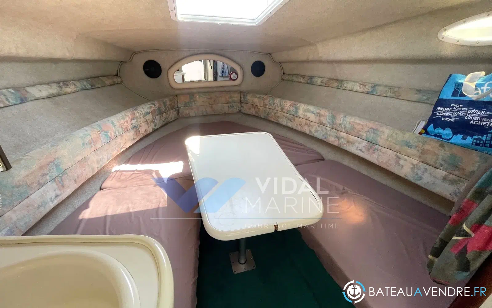 slider 11 Sea Ray 240 Sundancer