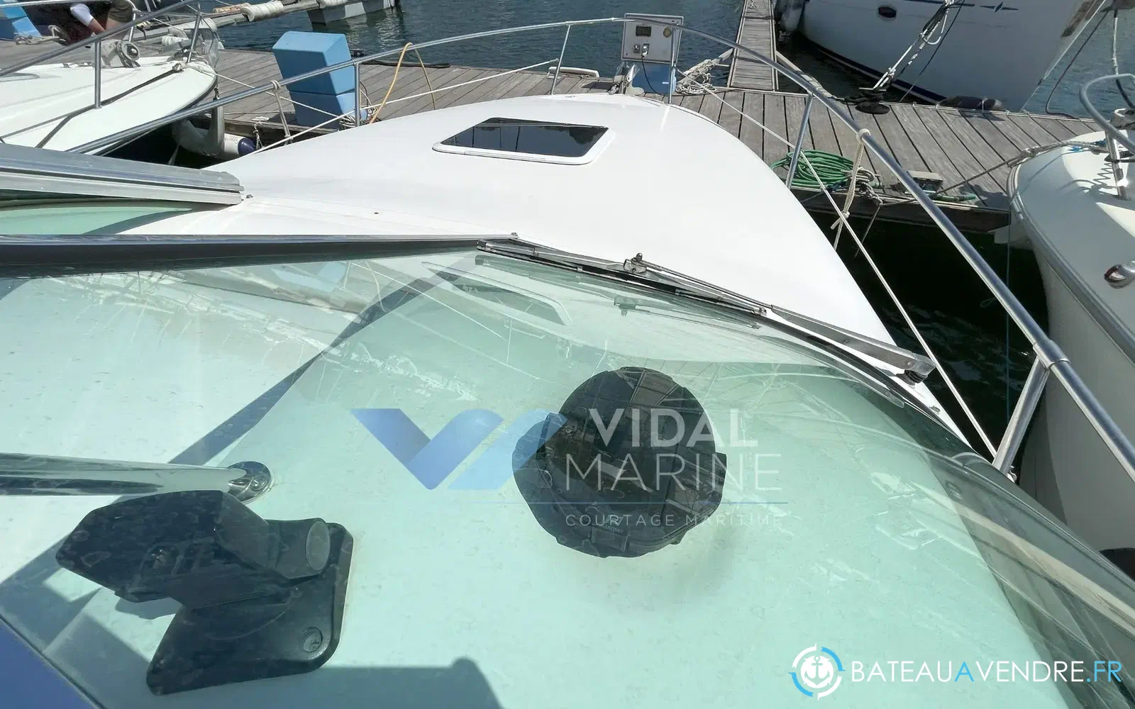slider 15 Sea Ray 240 Sundancer