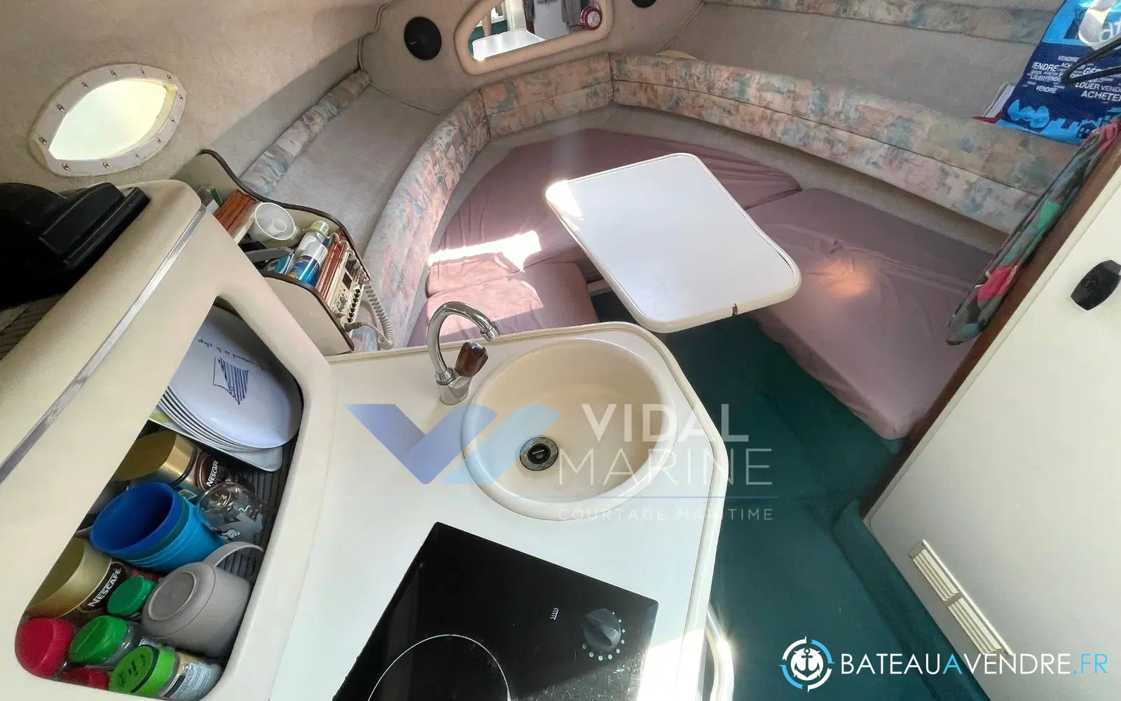slider 4 Sea Ray 240 Sundancer