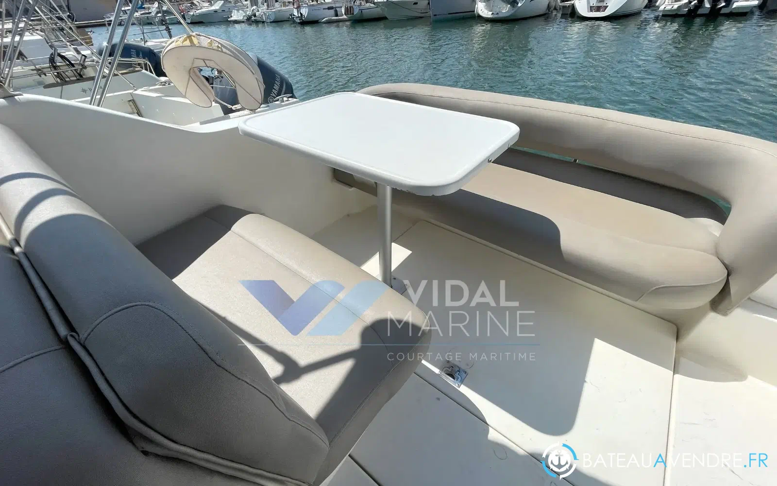 slider 8 Sea Ray 240 Sundancer