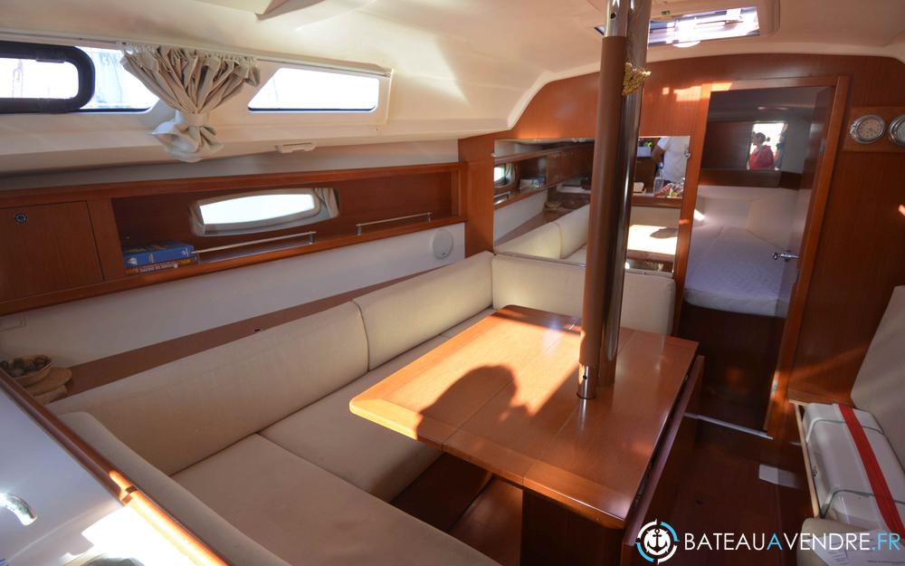 Beneteau Oceanis 34 photo 5