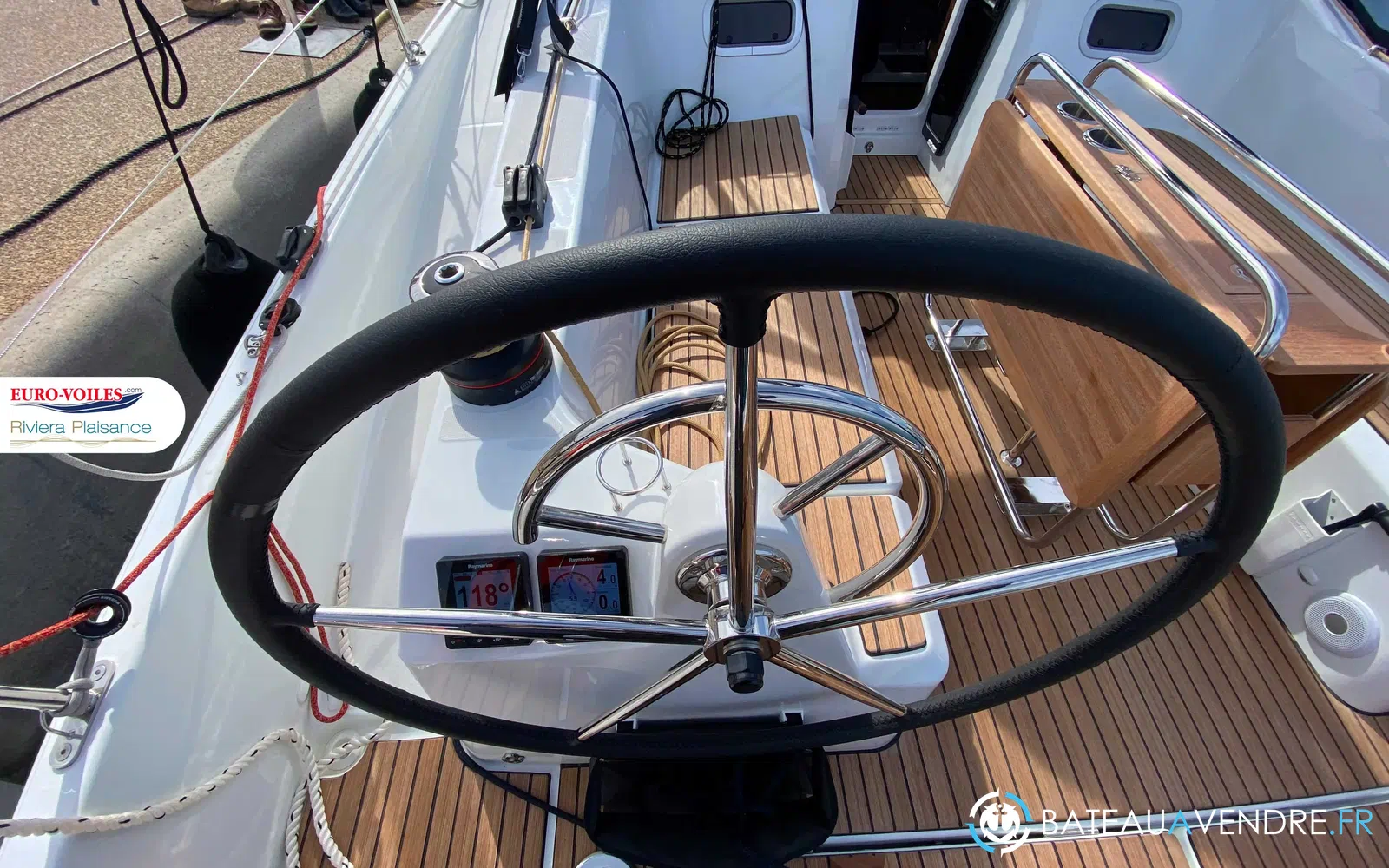 slider 17 Jeanneau sun odyssey 350