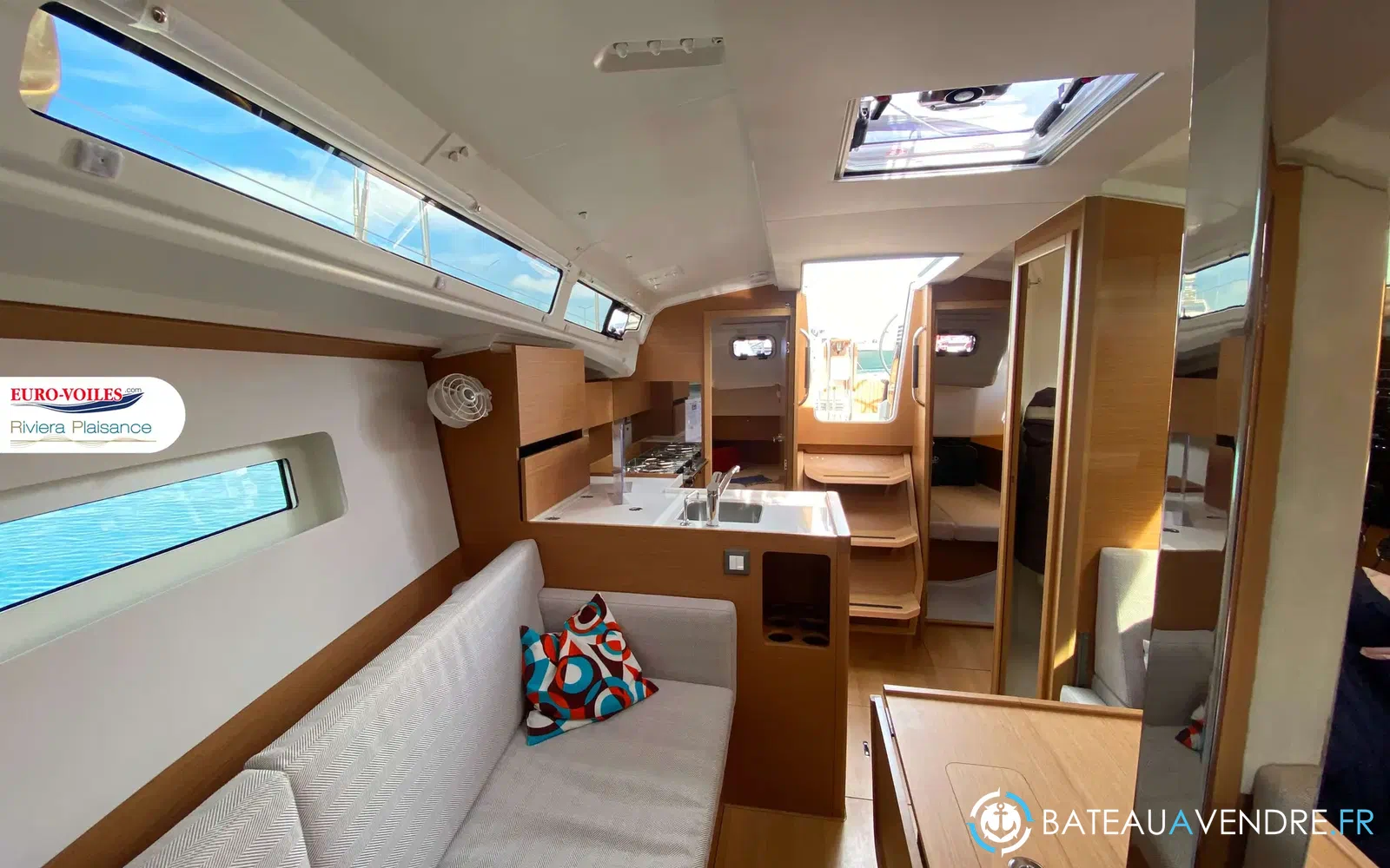 slider 8 Jeanneau sun odyssey 350