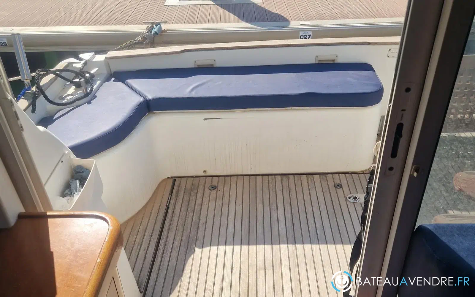 slider 4 Beneteau Antares 980 Fly