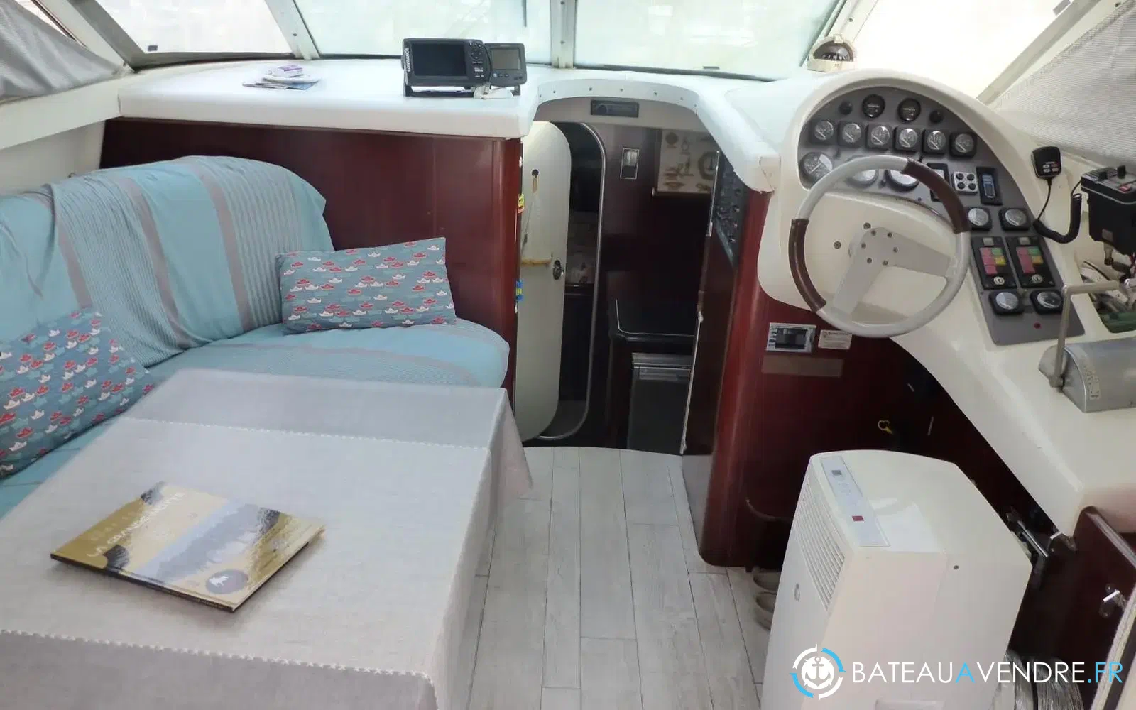 slider 3 Beneteau Flyer F1