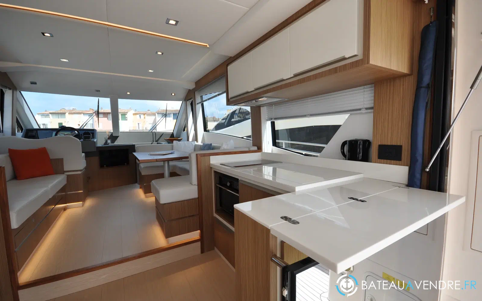 slider 16 Cayman F520
