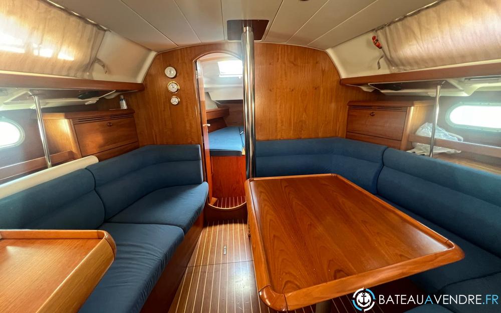 Jeanneau Sun Odyssey 37 interieur photo 2