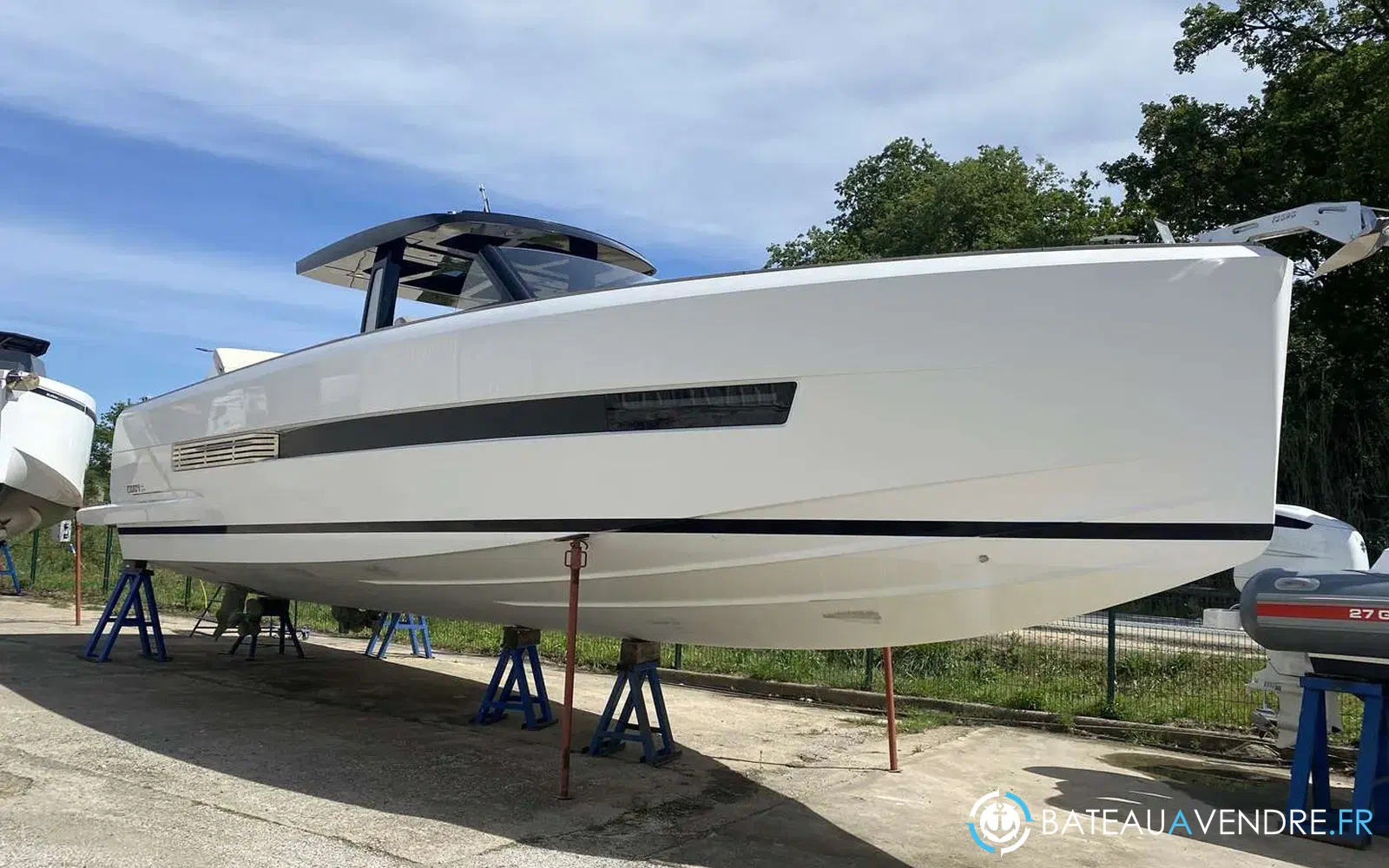 slider 0 Fjord 44 Open