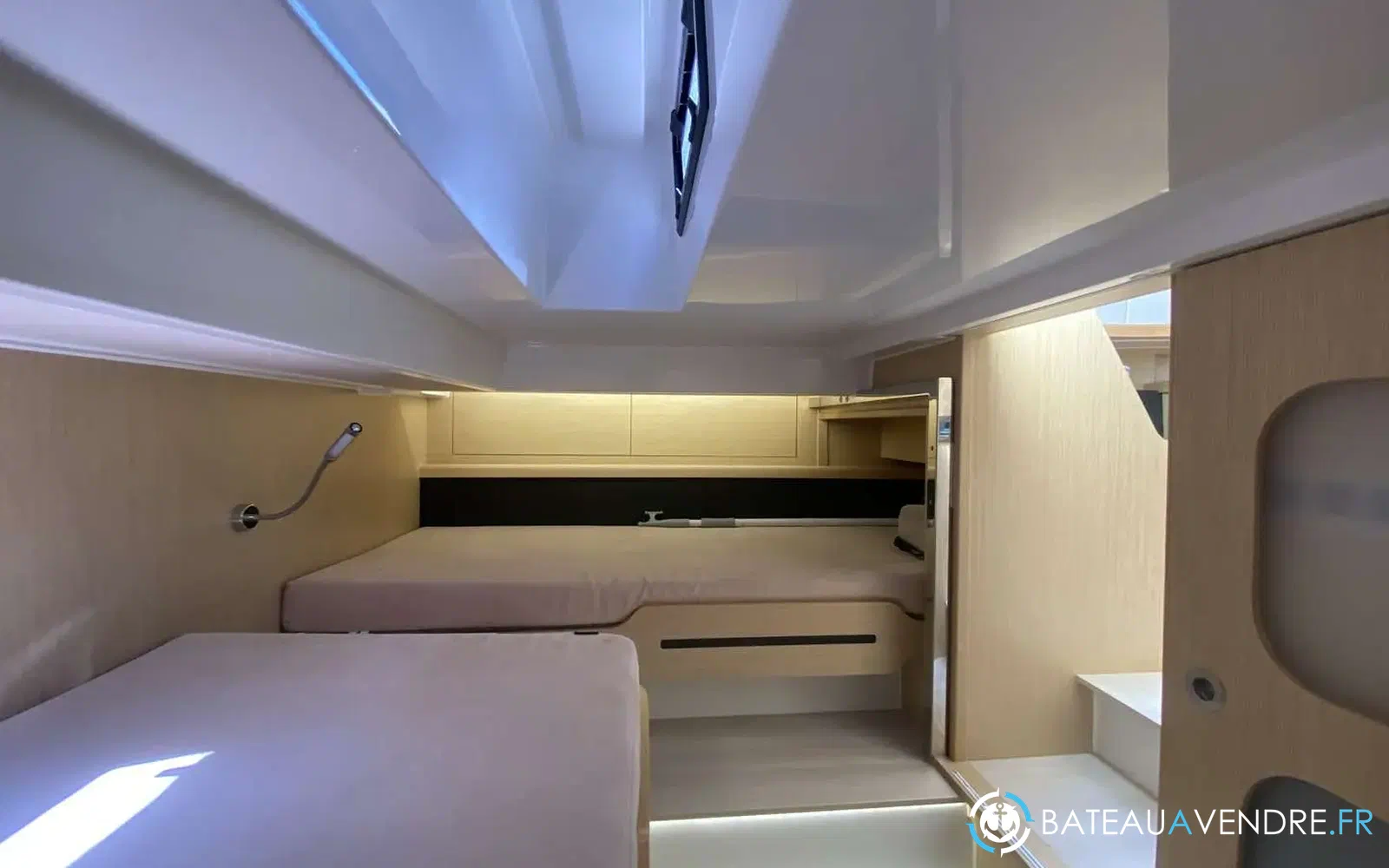 slider 10 Fjord 44 Open