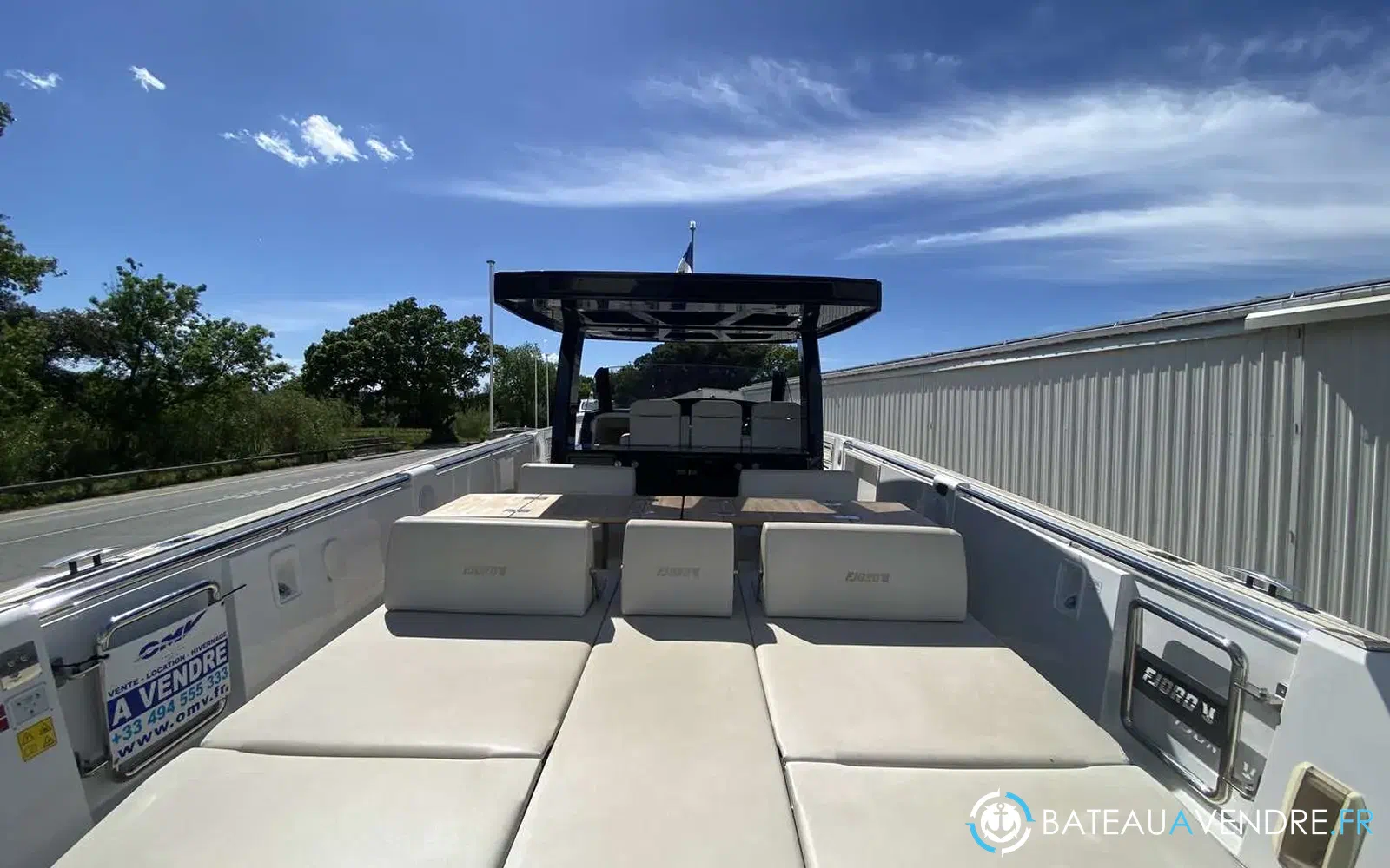 slider 2 Fjord 44 Open