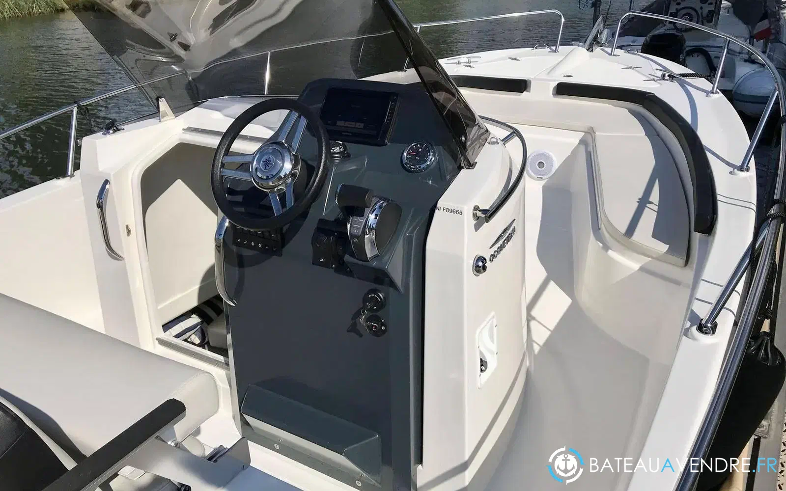 slider 6 Ocqueteau Abaco 710 Open