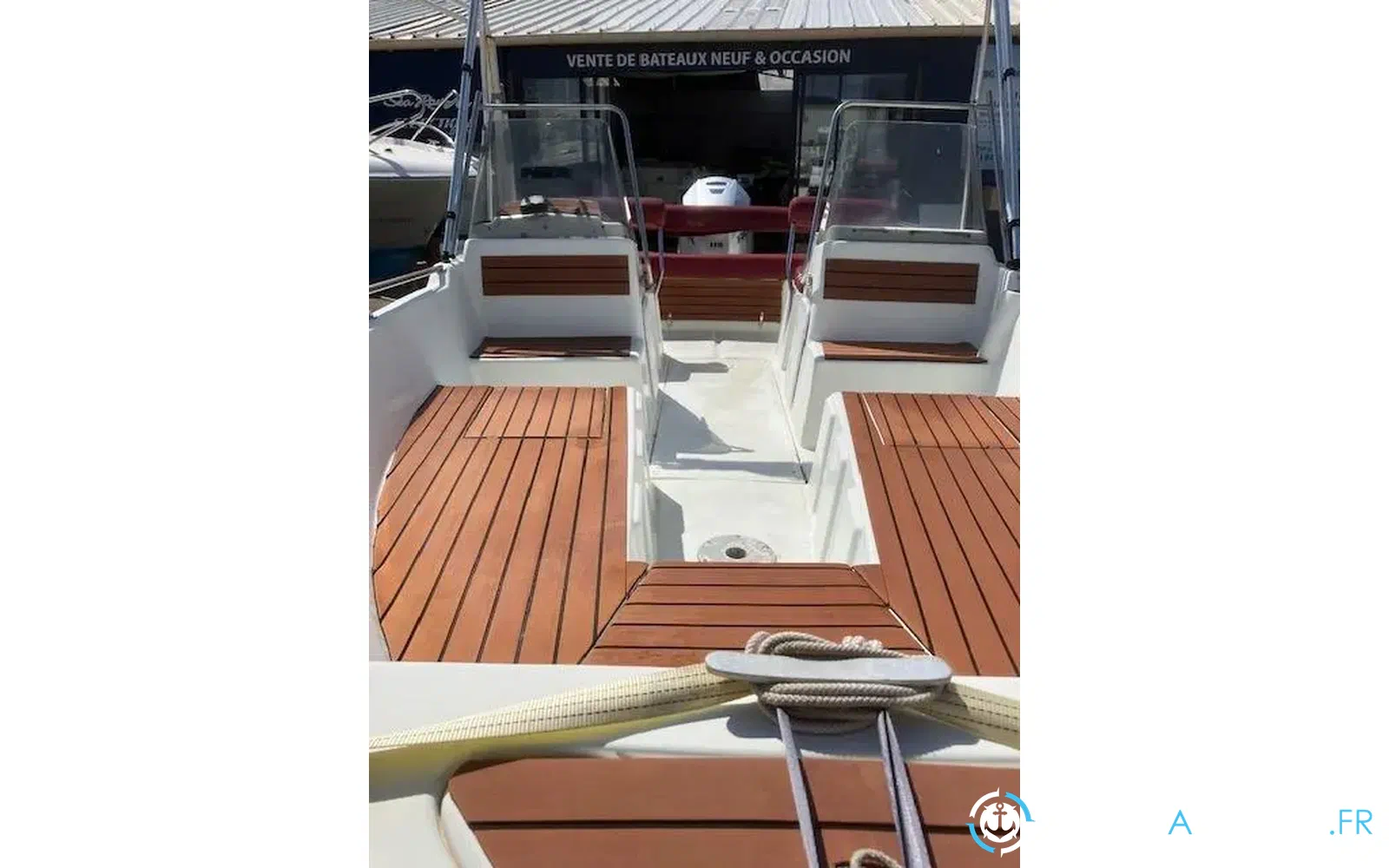 slider 6 Ultramar Ultra 570 Open