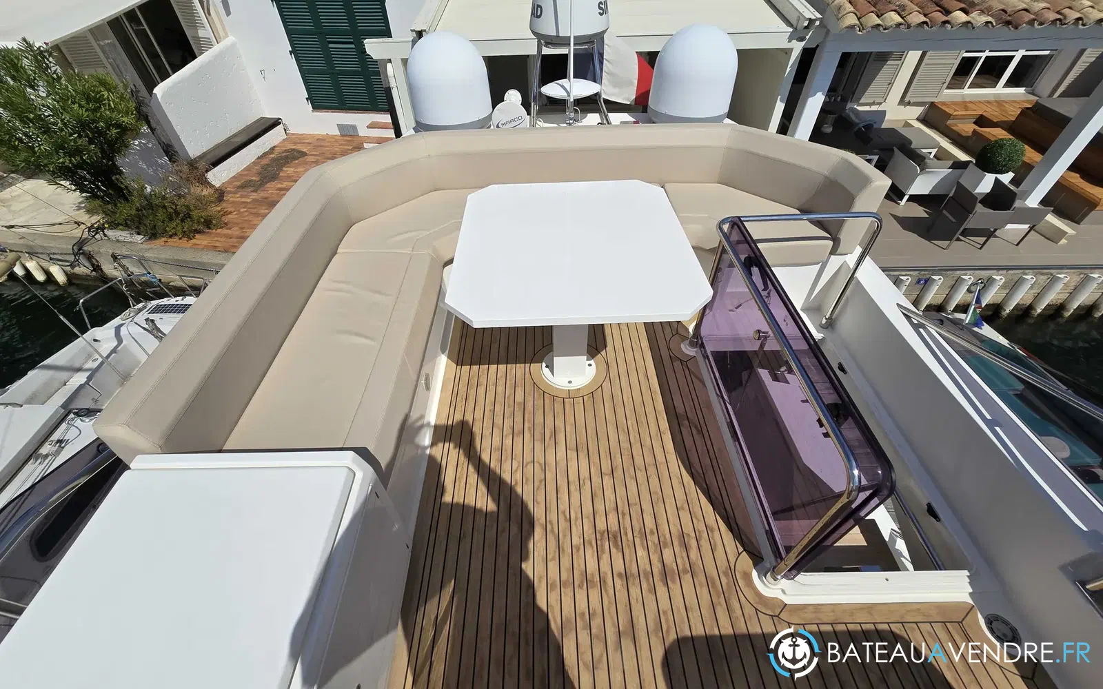 slider 14 Ferretti 450