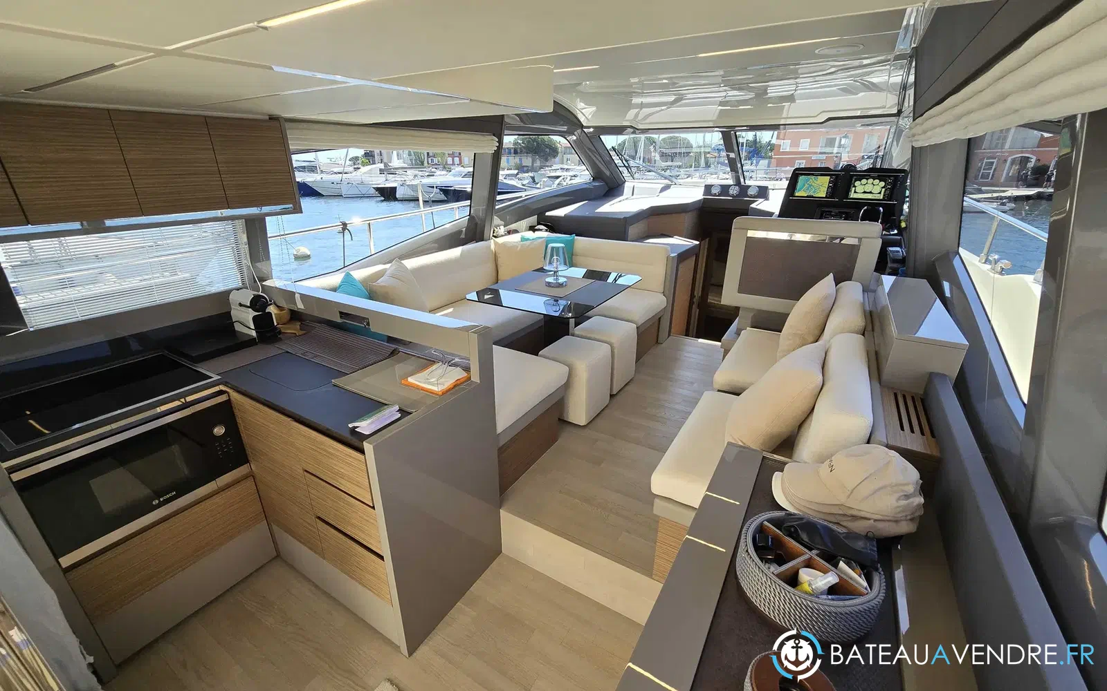 slider 3 Ferretti 450