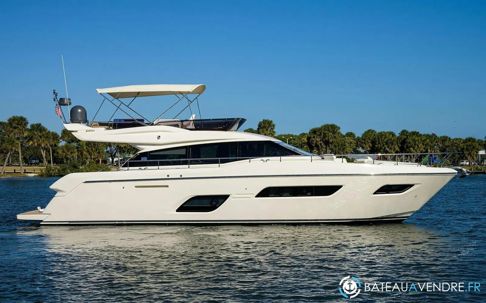 slider 0 Ferretti 550
