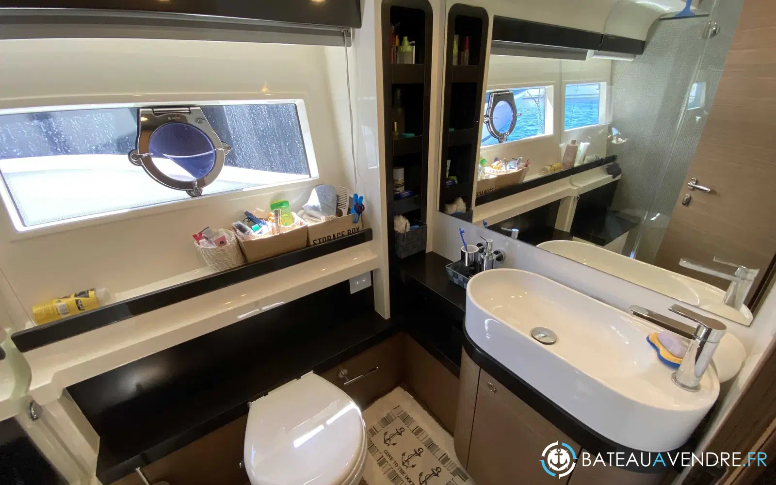 slider 8 Ferretti 550