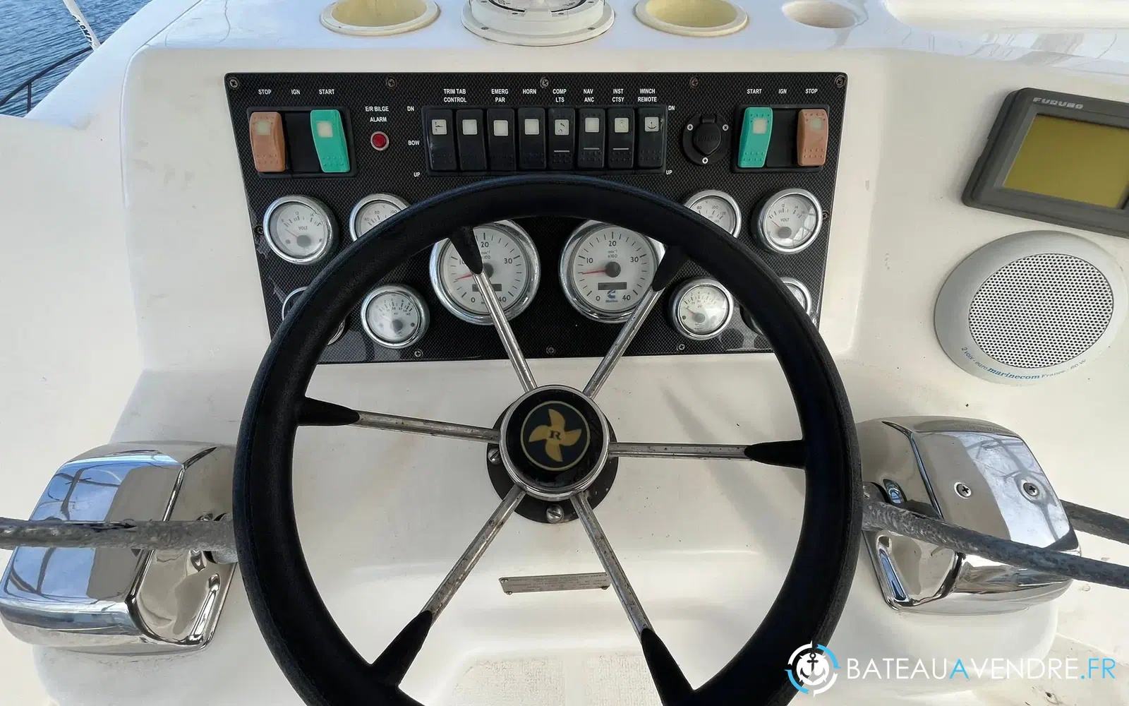 slider 6 Riviera 3350 Convertible