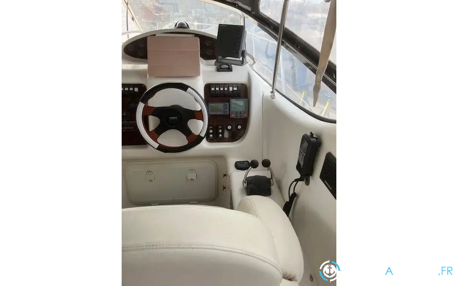 slider 3 Sessa Marine Oyster 40