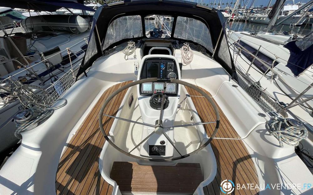 Bavaria 30 Cruiser electronique / cockpit photo 4