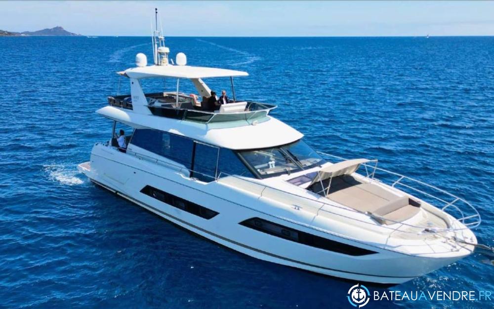 Prestige Yachts Prestige 680 Fly photo 3