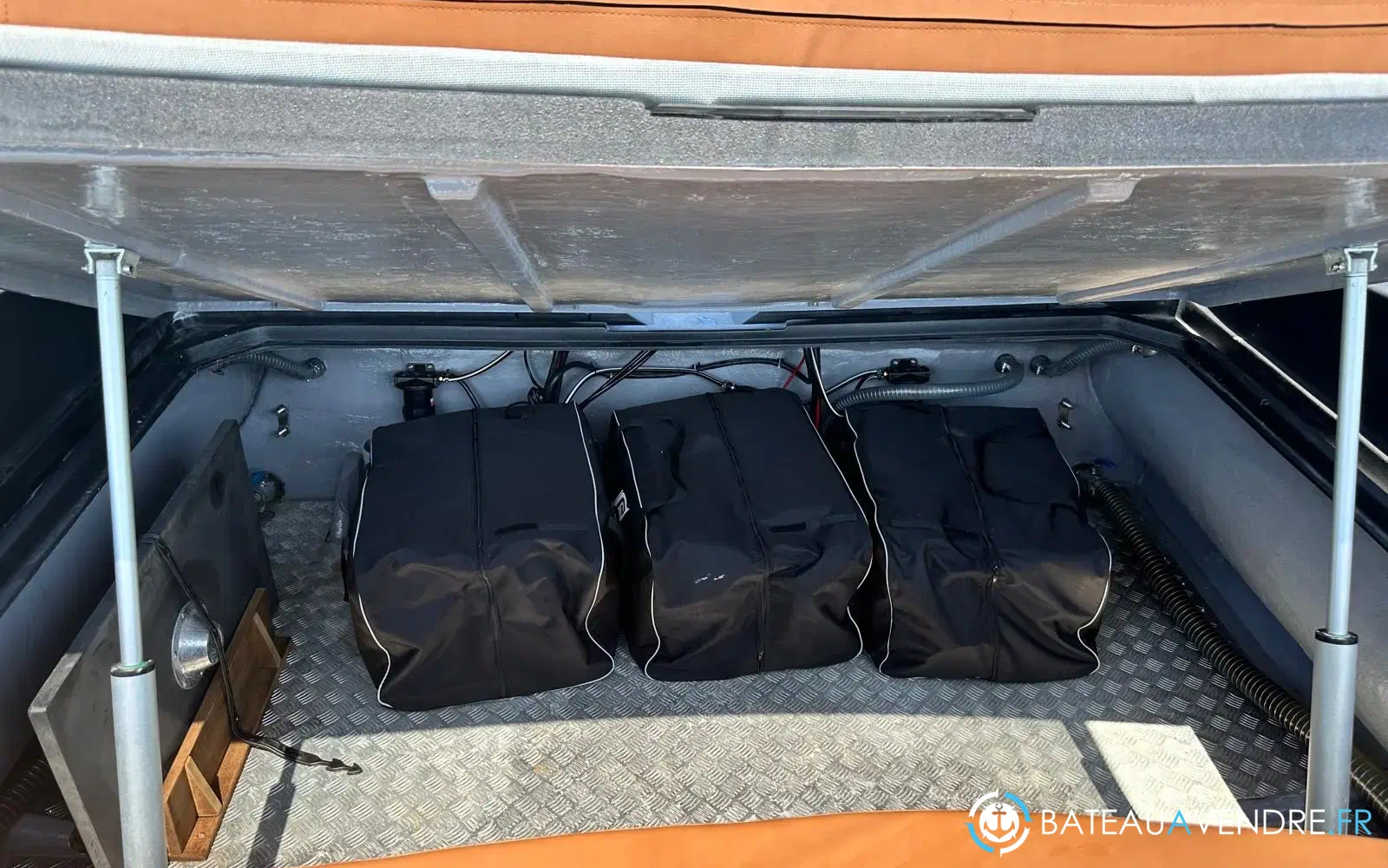 slider 14 Sacs Stratos 12