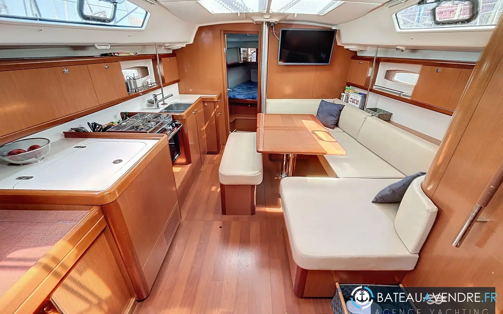 slider 1 Beneteau Oceanis 40