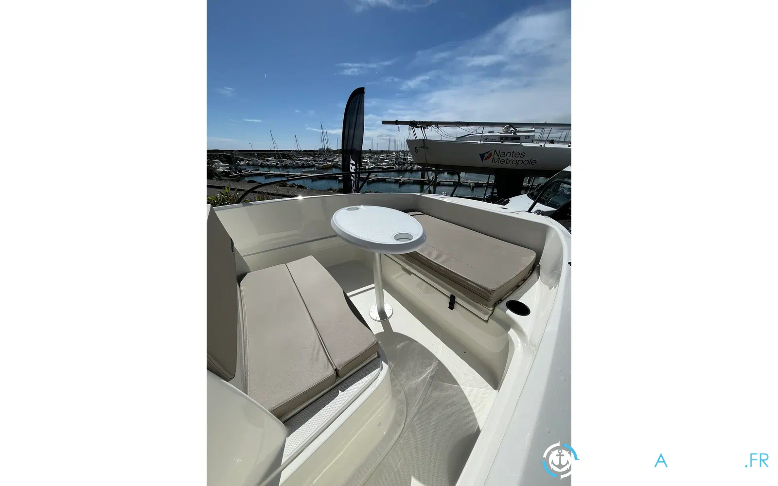 slider 1 Quicksilver Activ 605 Open