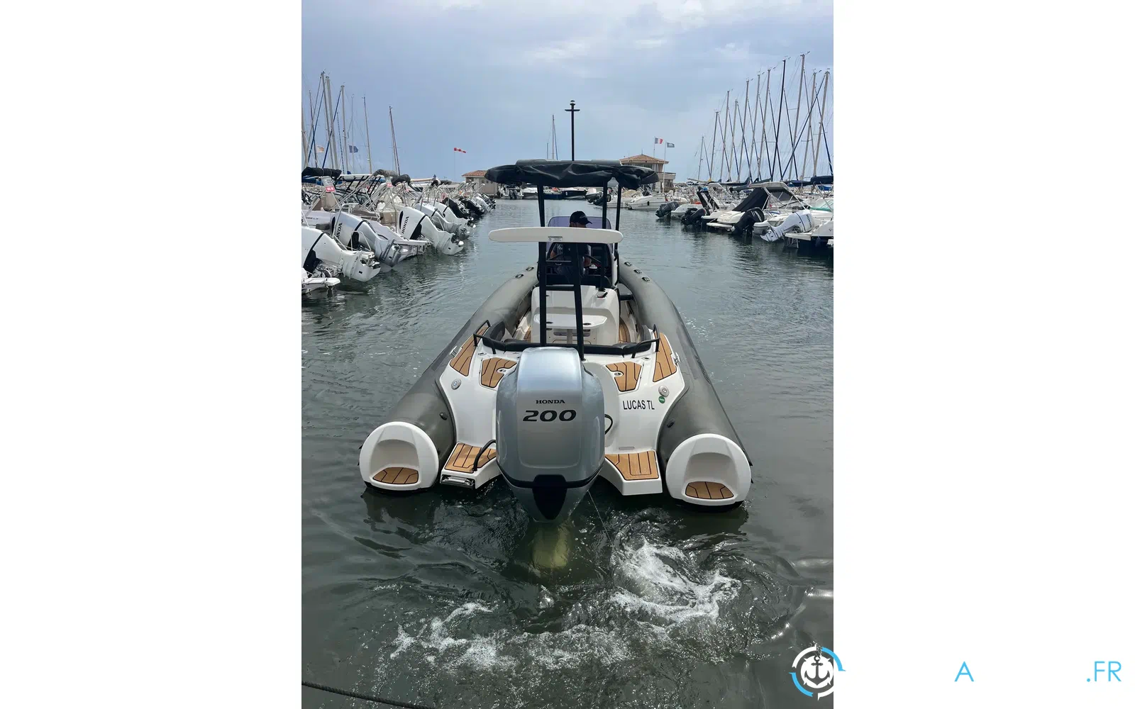 slider 16 Grand Golden Line 680