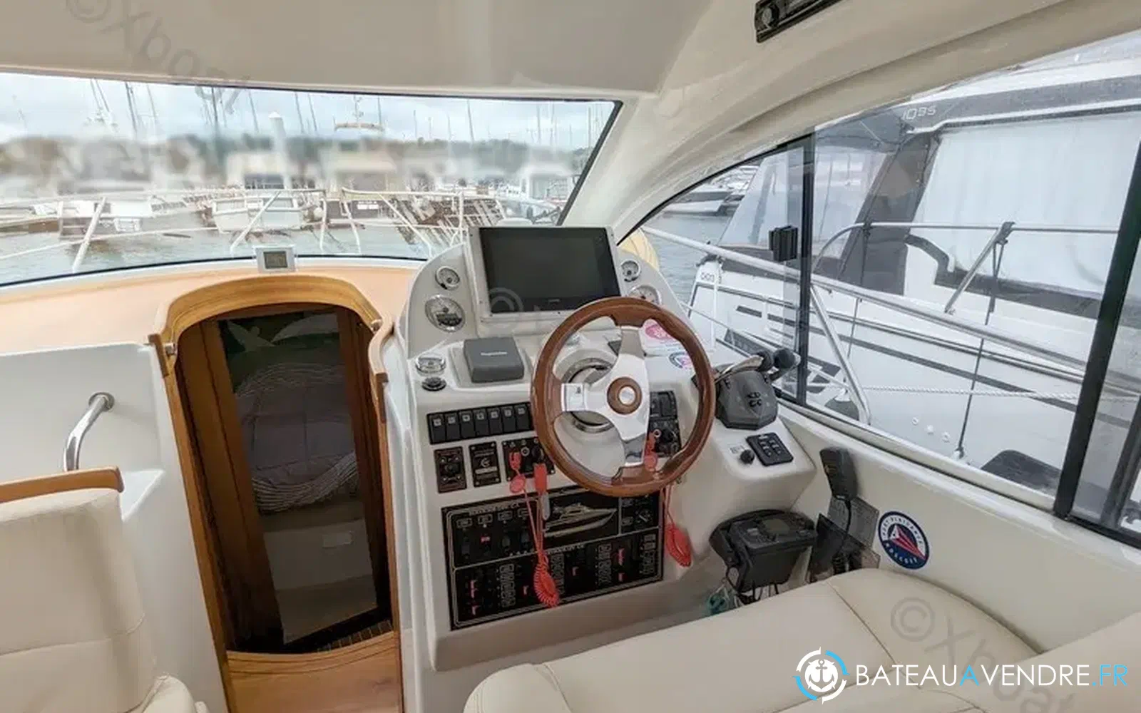 slider 10 ST Boats 34 Cruiser