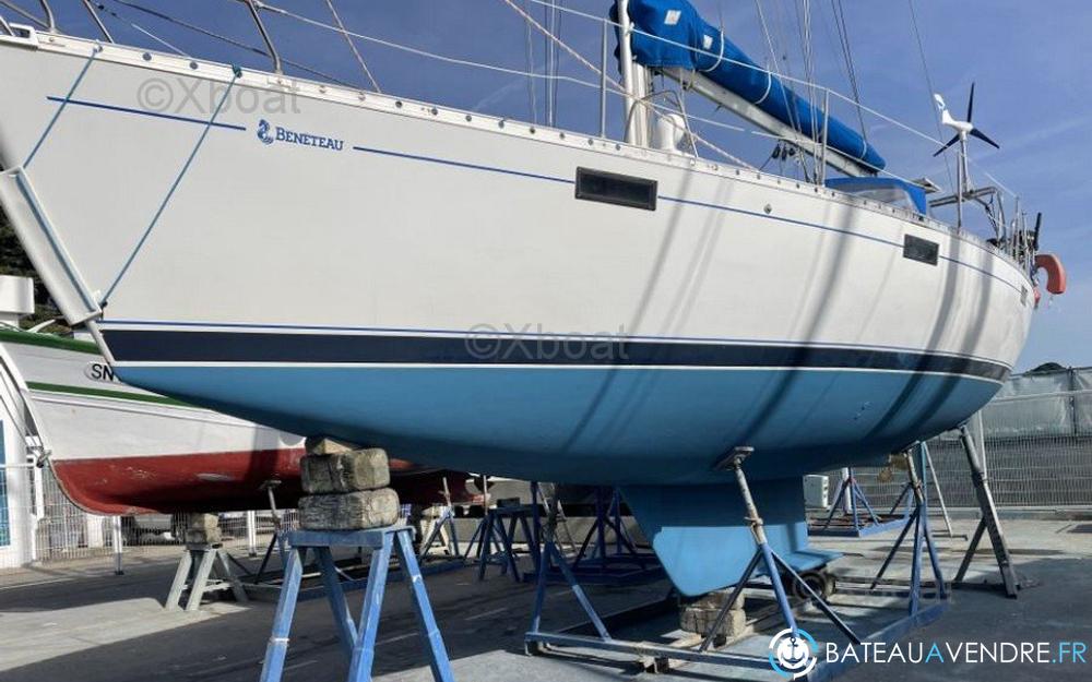 Beneteau Oceanis 390 photo 2