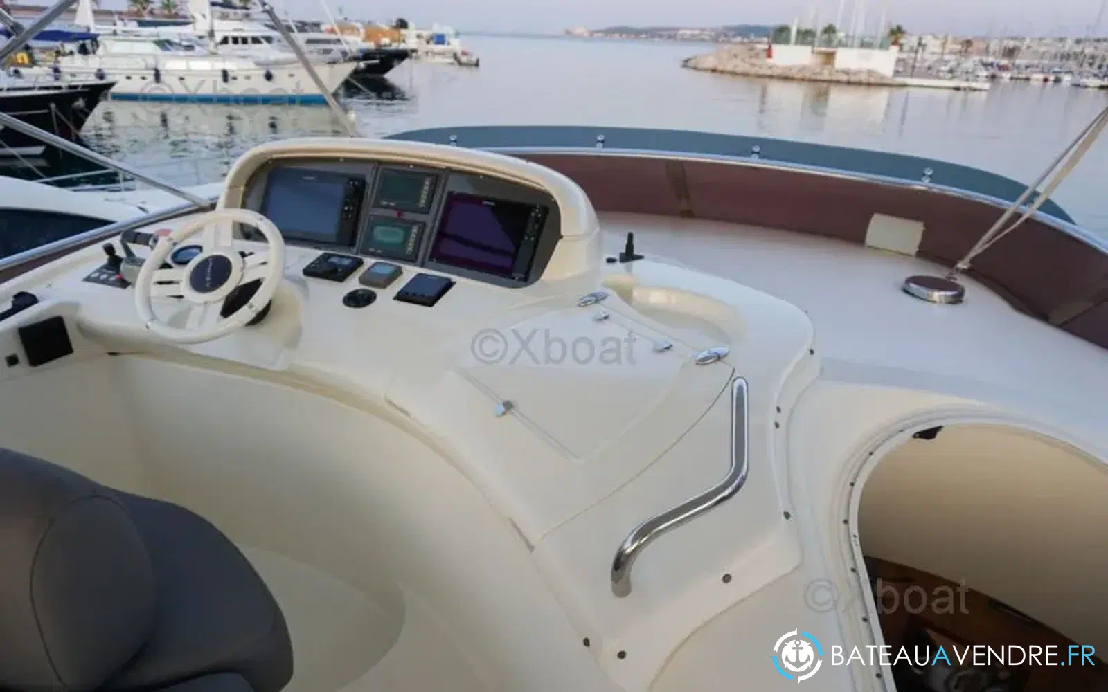 slider 9 Azimut 68