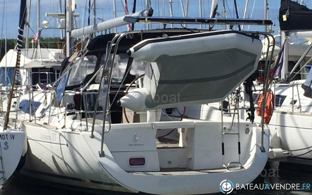 Beneteau Oceanis 37 photo 3