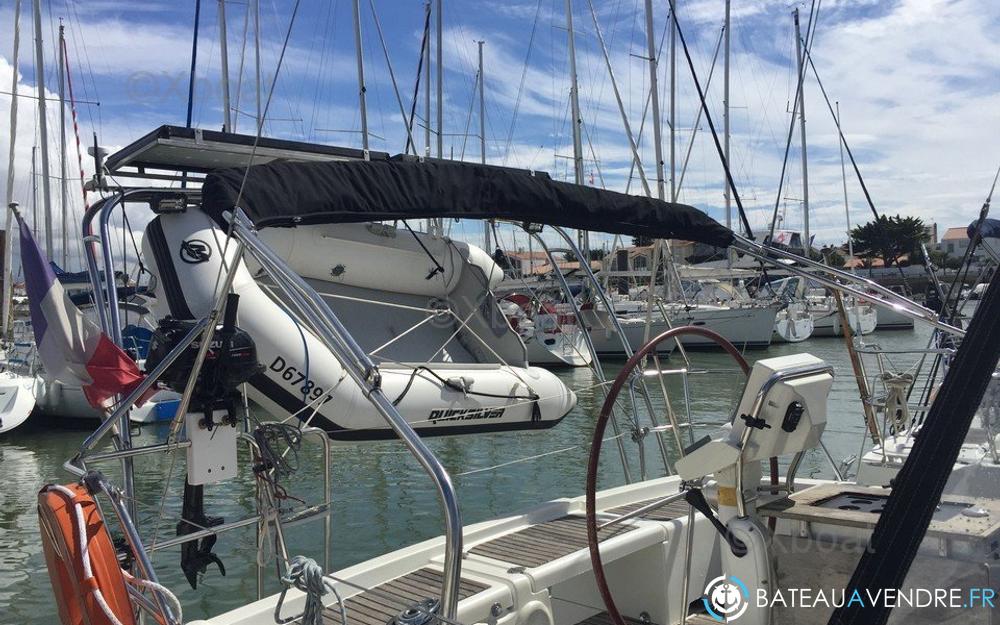 Beneteau Oceanis 37 photo 4