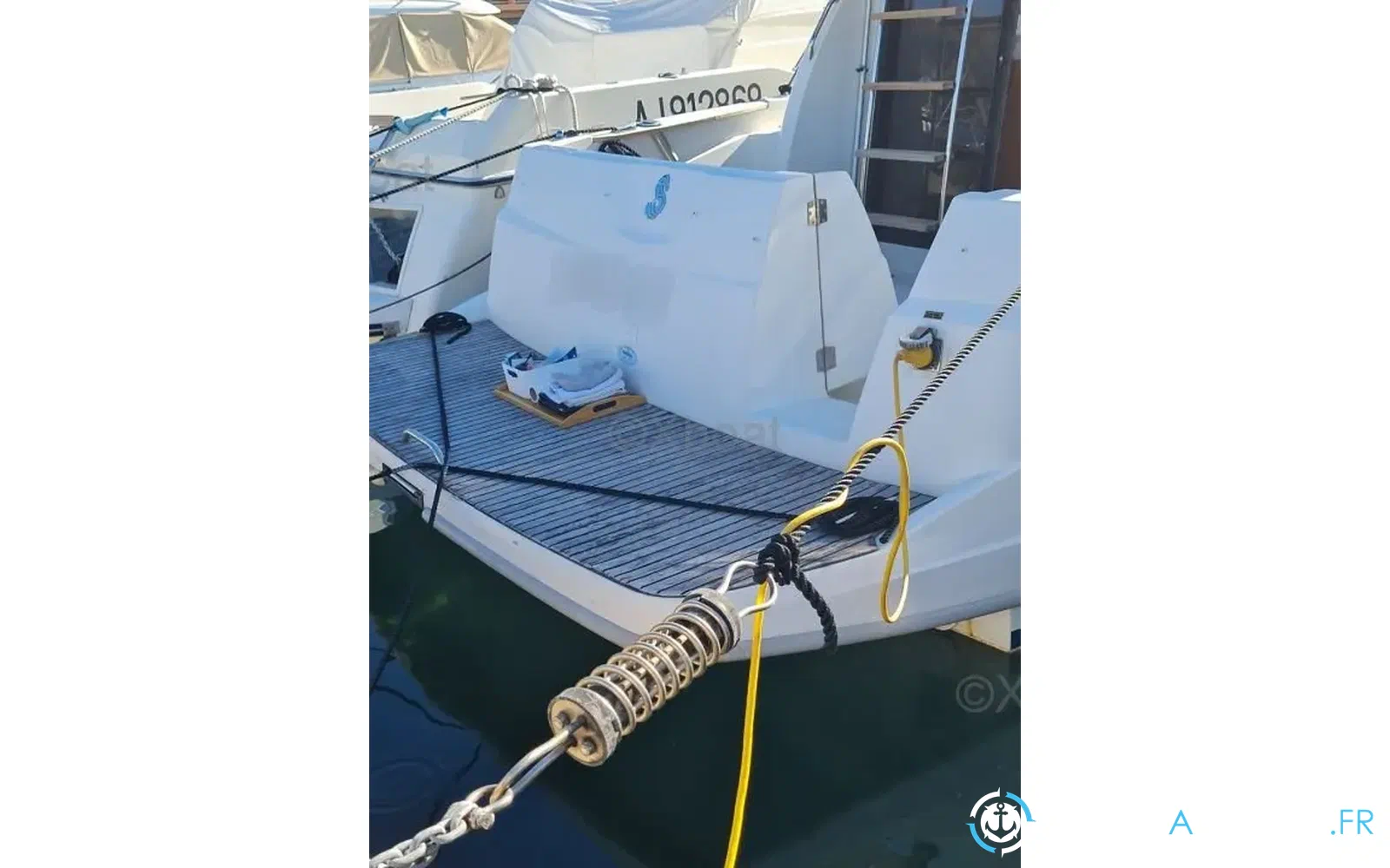 slider 8 Beneteau Antares 30 Fly