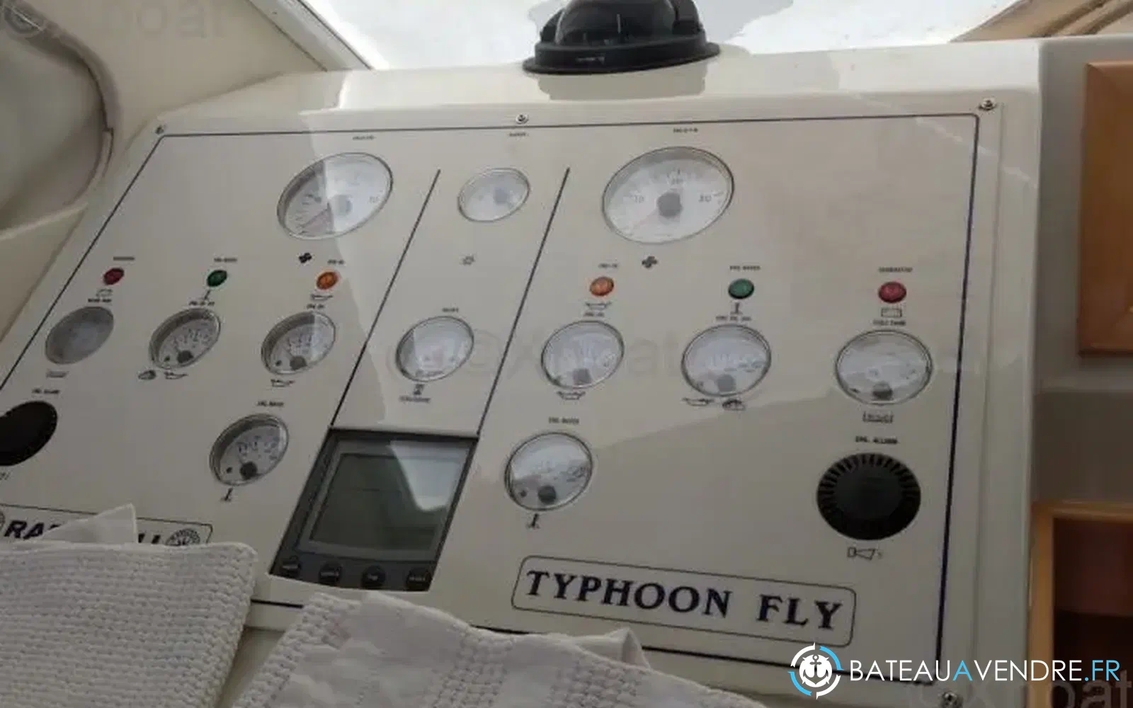 slider 6 Raffaelli Typhoon
