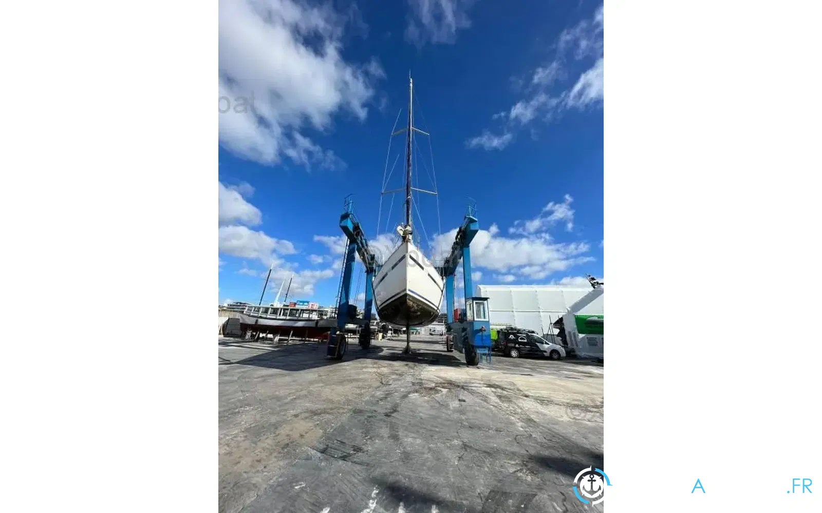 slider 10 Beneteau Cyclades 50.5