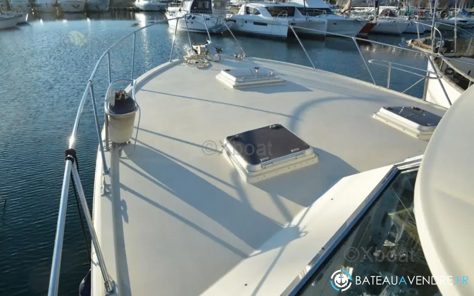 slider 3 Hatteras 46 Convertible