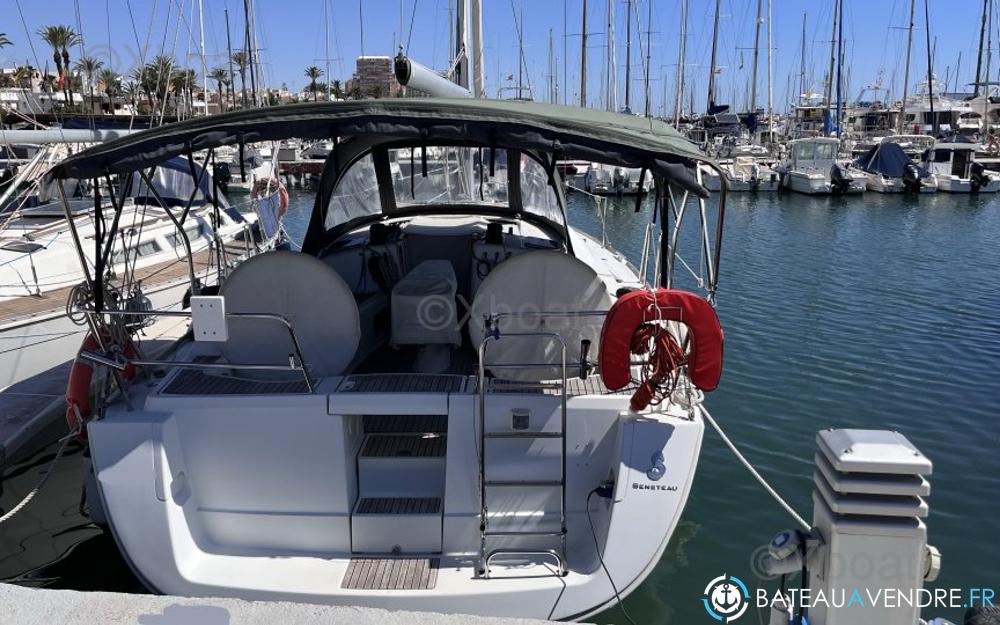 Beneteau Oceanis 40 photo 5