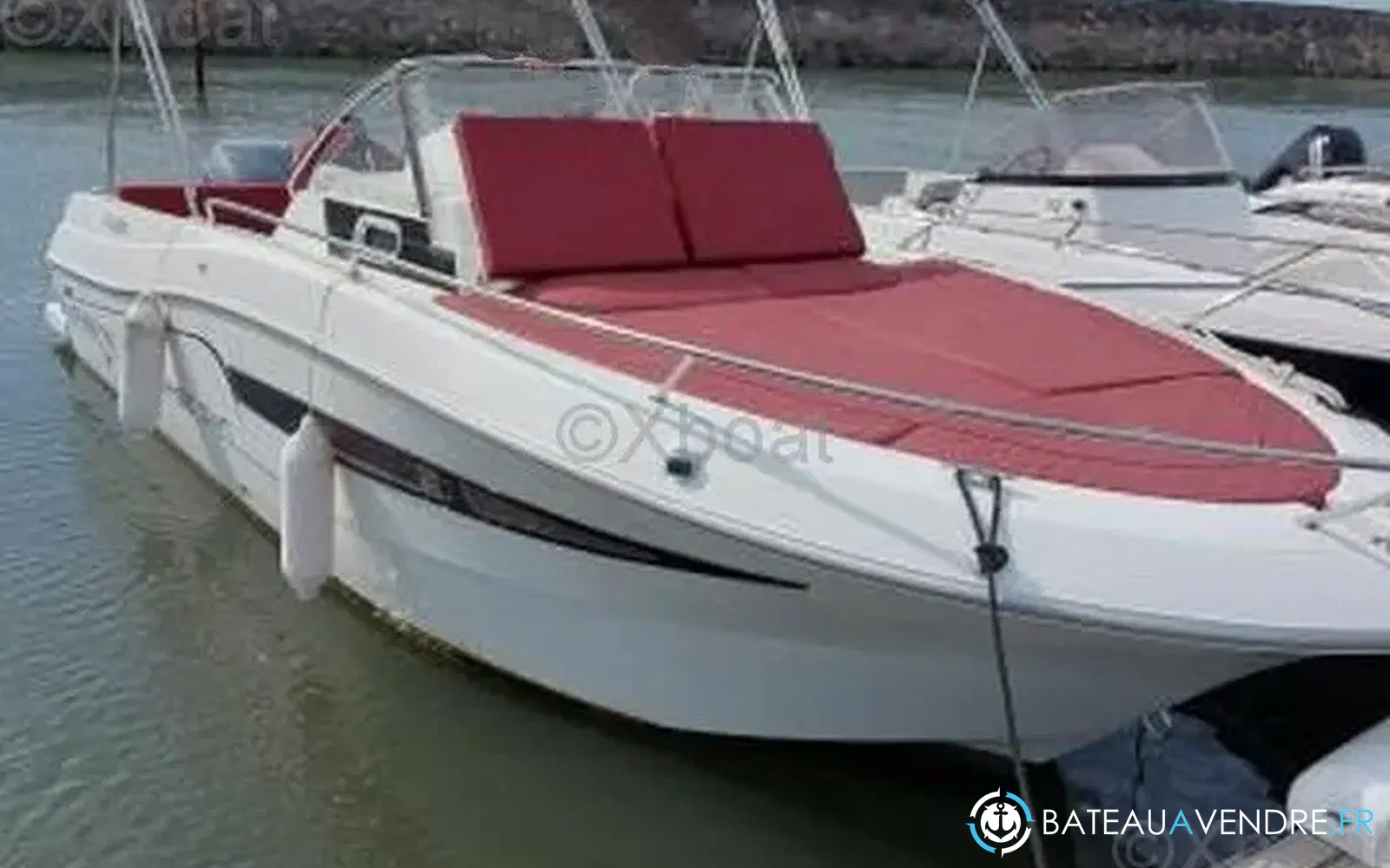 slider 0 Pacific Craft 700 SC