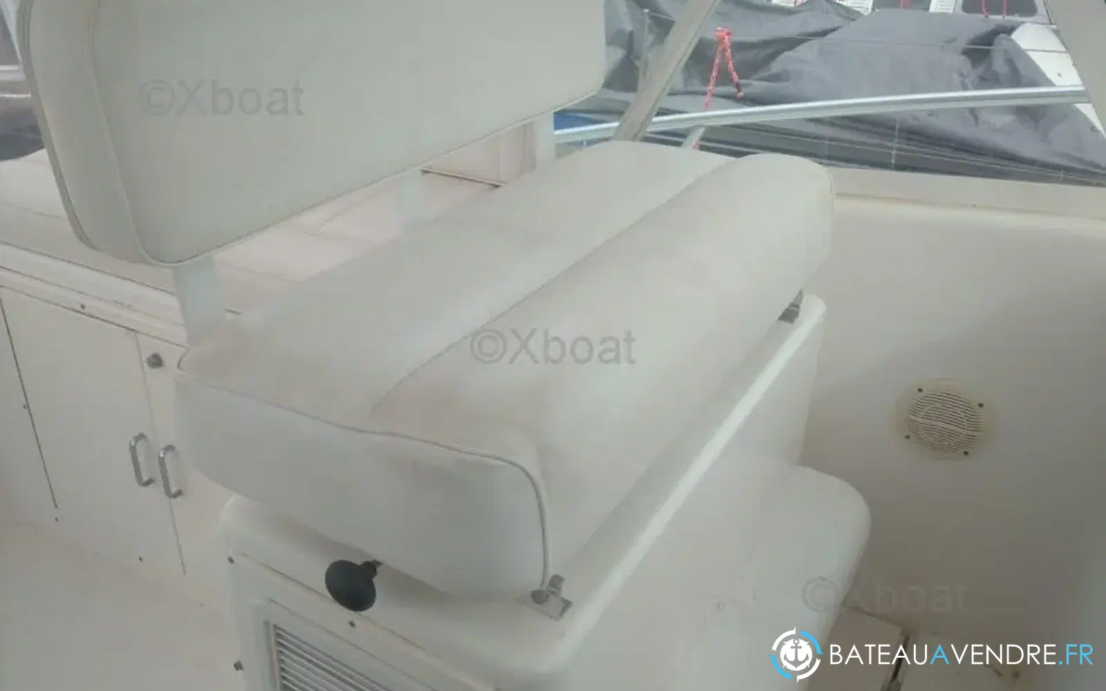 slider 9 Cabo Yachts 32 Express