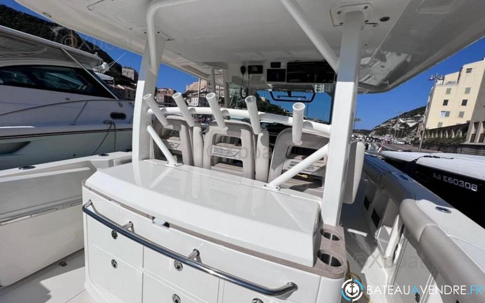 Boston Whaler 380 Outrage photo 5