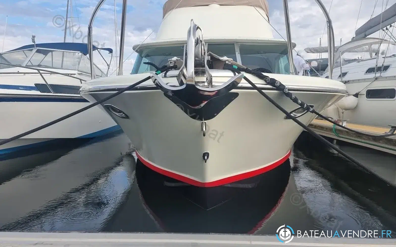 slider 4 Bertram Riva 25