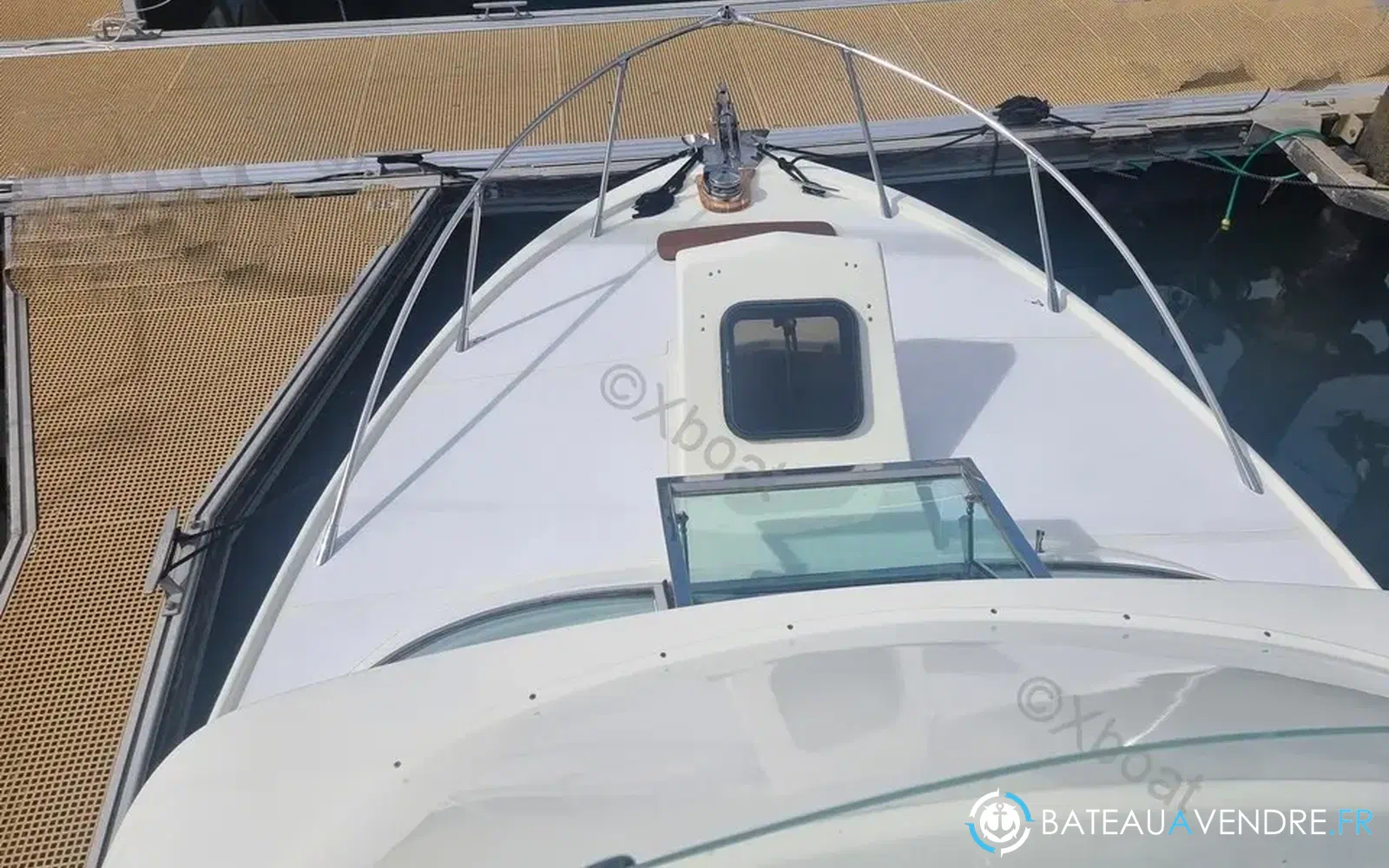 slider 8 Bertram Riva 25